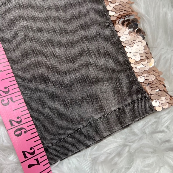 NWT- Cat & Jack Grey Jeans - Picture 6 of 6